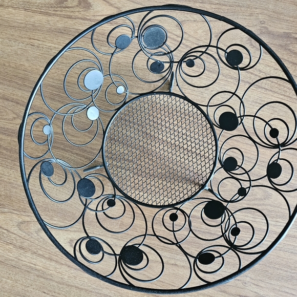 Decorative basket - Picture 4 of 4